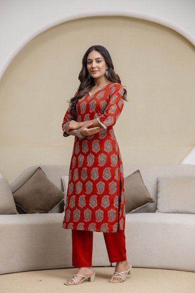 Aarohi Kurti — Buta, Maroon